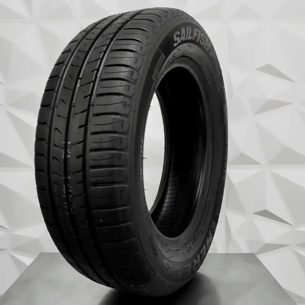 LLANTA NEREUS 205/70R14 NS601 95H